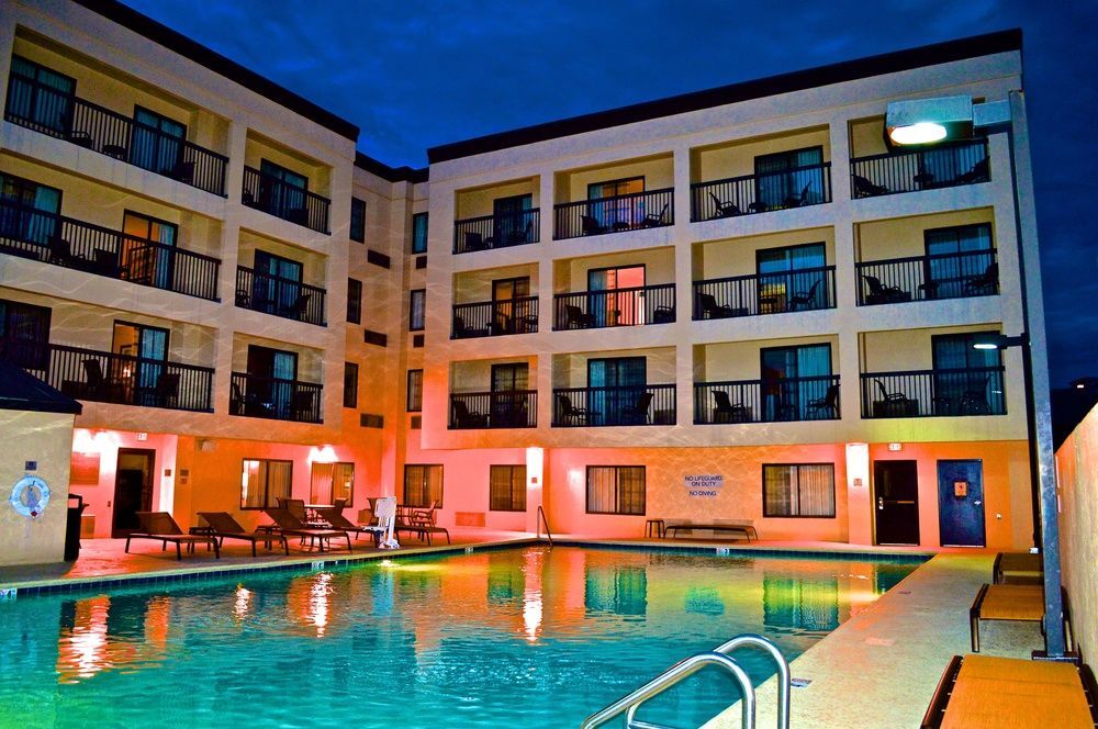 Courtyard By Marriott Vanderbilt West End
