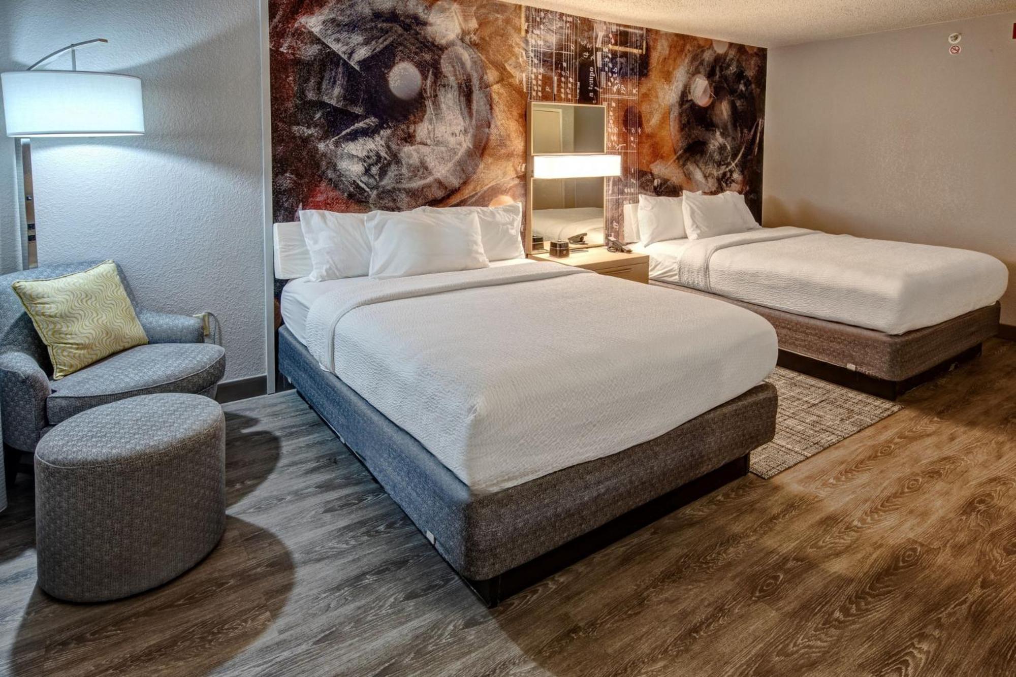Courtyard By Marriott Vanderbilt West End 3*