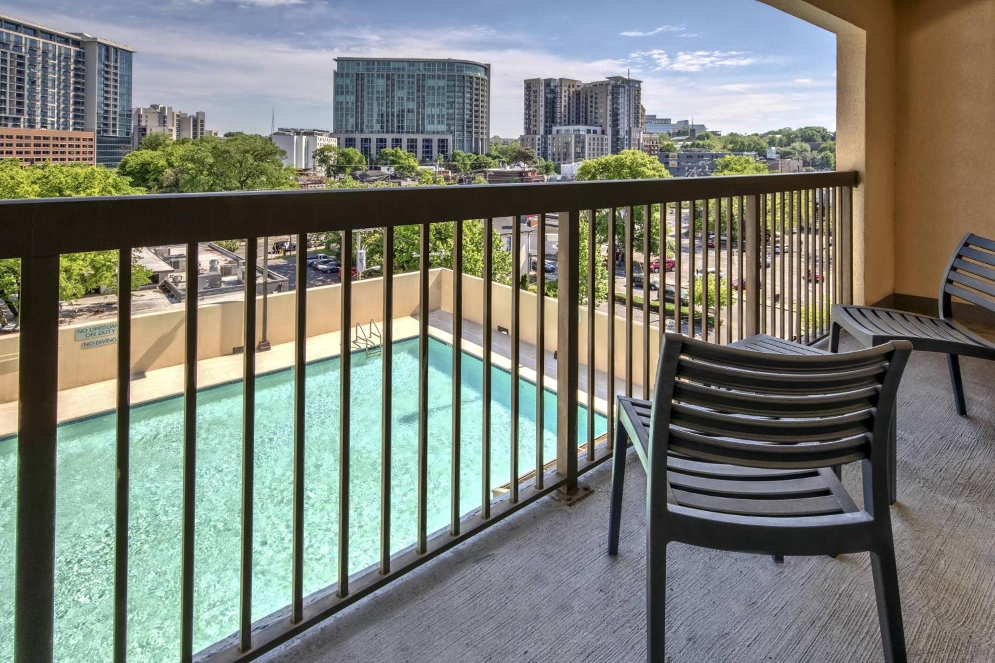 Courtyard By Marriott Vanderbilt West End Nashville