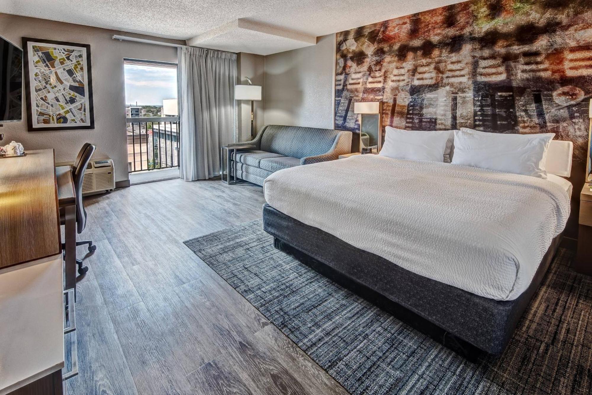 Courtyard By Marriott Vanderbilt West End Nashville