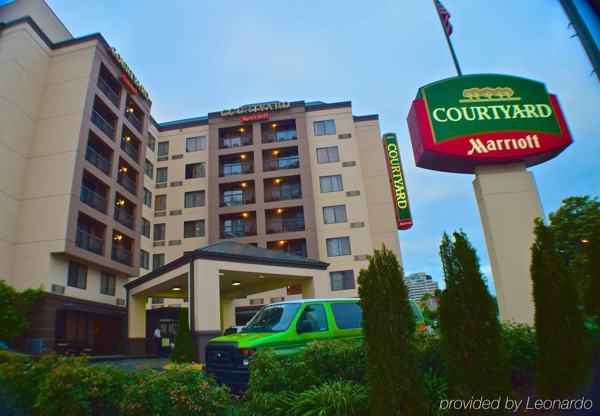 Courtyard By Marriott Vanderbilt West End 3*