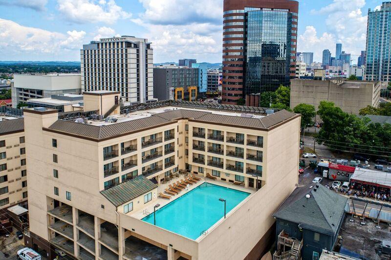 Courtyard By Marriott Vanderbilt West End Hotel Nashville